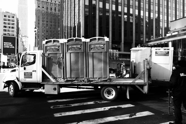 Best Affordable portable toilet rental  in Tellico Village, TN